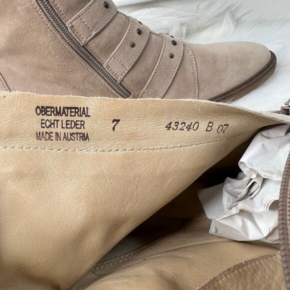 Excellent Condition Paul Green Anne Studded Boot Cloud Moto Biker Size 9.5 - Picture 7 of 10